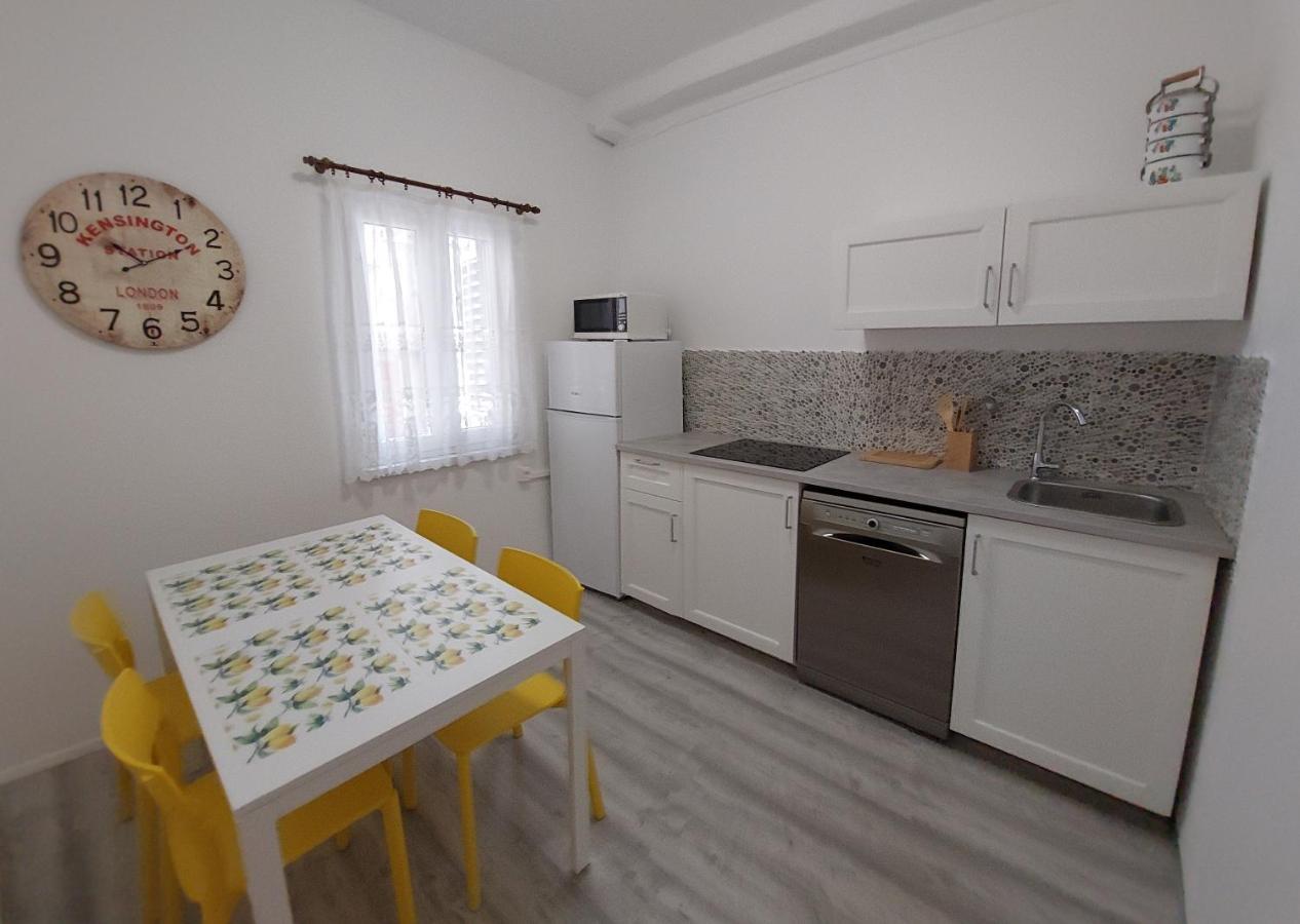 On Board Apartment Пиран Екстериор снимка